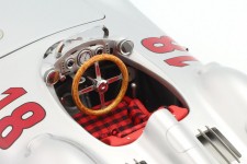 MERCEDES-Benz W196 GP France Campeon del Mundo 1954 J.M.Fangio - Incluye Vitrina - GP Replicas Escala 1:!8 (GP128A)