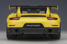 PORSCHE 911 (991 II) GT2 RS Weissach Package 2017 Yellow - AutoArt Scale 1:18 (78172)