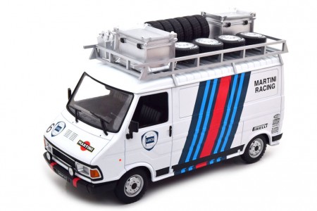 FIAT 242 Van Rallye Asistencia Martini Racing 1986 - Ixo Models Escala 1:18 (18RMC084XE)