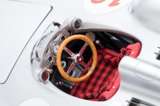 MERCEDES-Benz W196 Campeon del Mundo Ganador GP Italia 1954 J.M. Fangio - GP Replicas Escala 1:18 (GP128D)