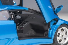 LAMBORGHINI Diablo SE30 1993 Blue Metallic - AutoArt Escala 1:18 (79156)