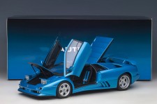 LAMBORGHINI Diablo SE30 1993 Blue Metallic - AutoArt Escala 1:18 (79156)
