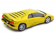 LAMBORGHINI Diablo SE30 1993 Yellow Metallic - AutoArt Scale 1:18 (79157)