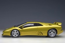 LAMBORGHINI Diablo SE30 1993 Yellow Metallic - AutoArt Scale 1:18 (79157)