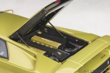 LAMBORGHINI Diablo SE30 1993 Yellow Metallic - AutoArt Scale 1:18 (79157)