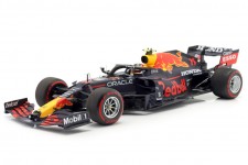 RED BULL RB16B Winner GP Azerbaijan 2021 Sergio Perez - Minichamps Scale 1:18 (110210711)