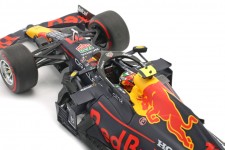 RED BULL RB16B Winner GP Azerbaijan 2021 Sergio Perez - Minichamps Scale 1:18 (110210711)